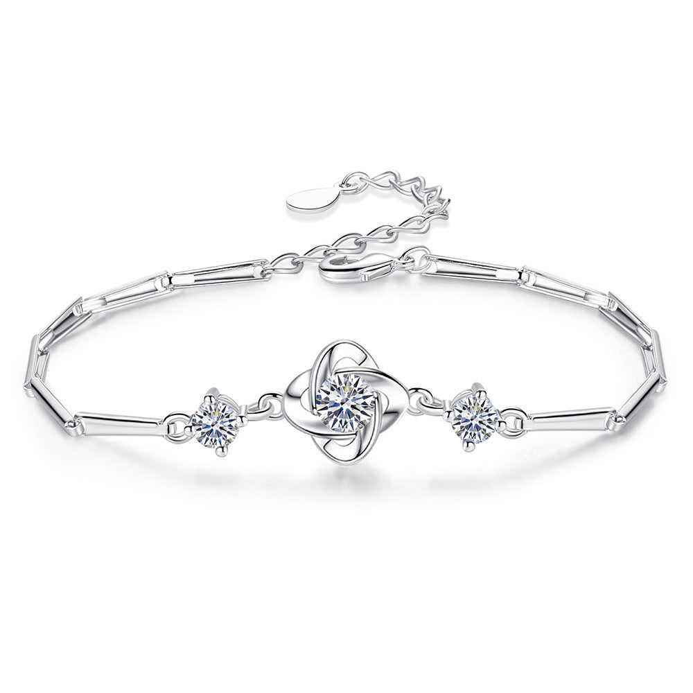 Mia - Seren Clover Loop Set in White Gold