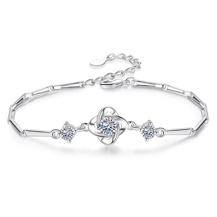 Mia - Seren Clover Loop Set in White Gold