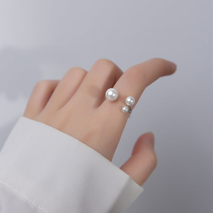 Thalienne - Adjustable Triple Freshwater Pearl Ring