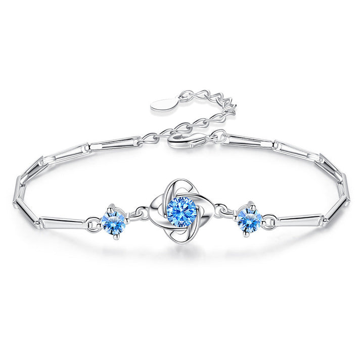 Seren Clover - Blue Loop Set in White Gold