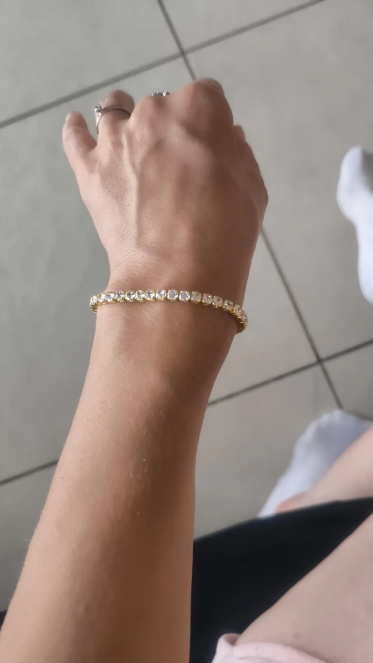 <h3><strong>Loved by over 10.000+ Customers</strong></h3>