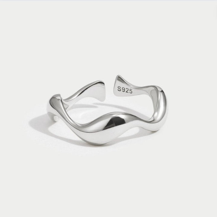 Elle - Adjustable Silver Wave Ring